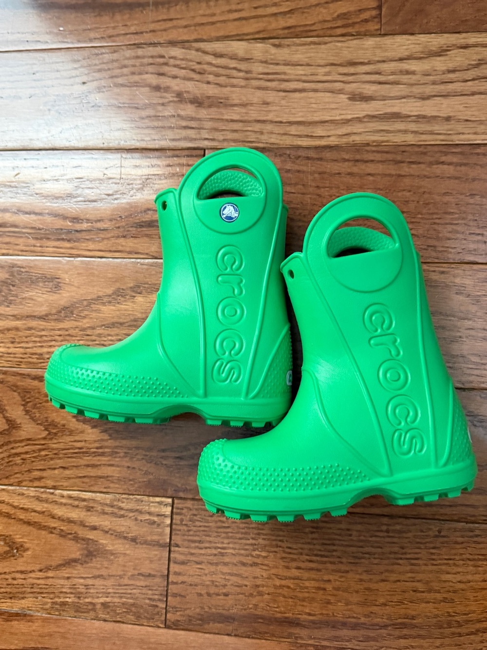 CROCS Bright Green Kids' Handle Rain Boots - Picture 6 of 8